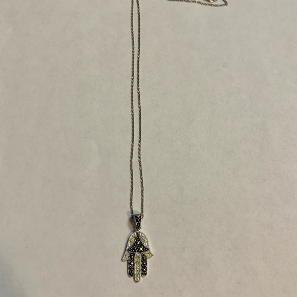 925 Sterling Silver Hamsa Pendant Necklace - Picture 2 of 3